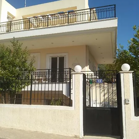 Evelyn's House Villa